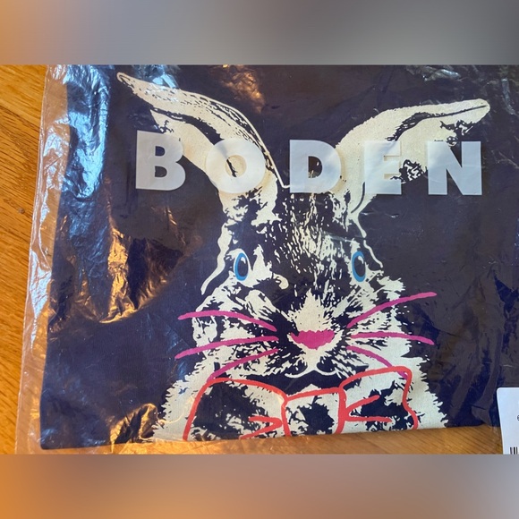 New w/tags - Mini Boden - Long sleeve t-shirt w/bunny / rabbit - Size 6-7 - Picture 3 of 5